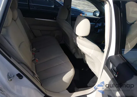 2011 Subaru Outback 2.5I Premium z USA, uszkodzony, nr VIN 4S4BRCCC4B3328234